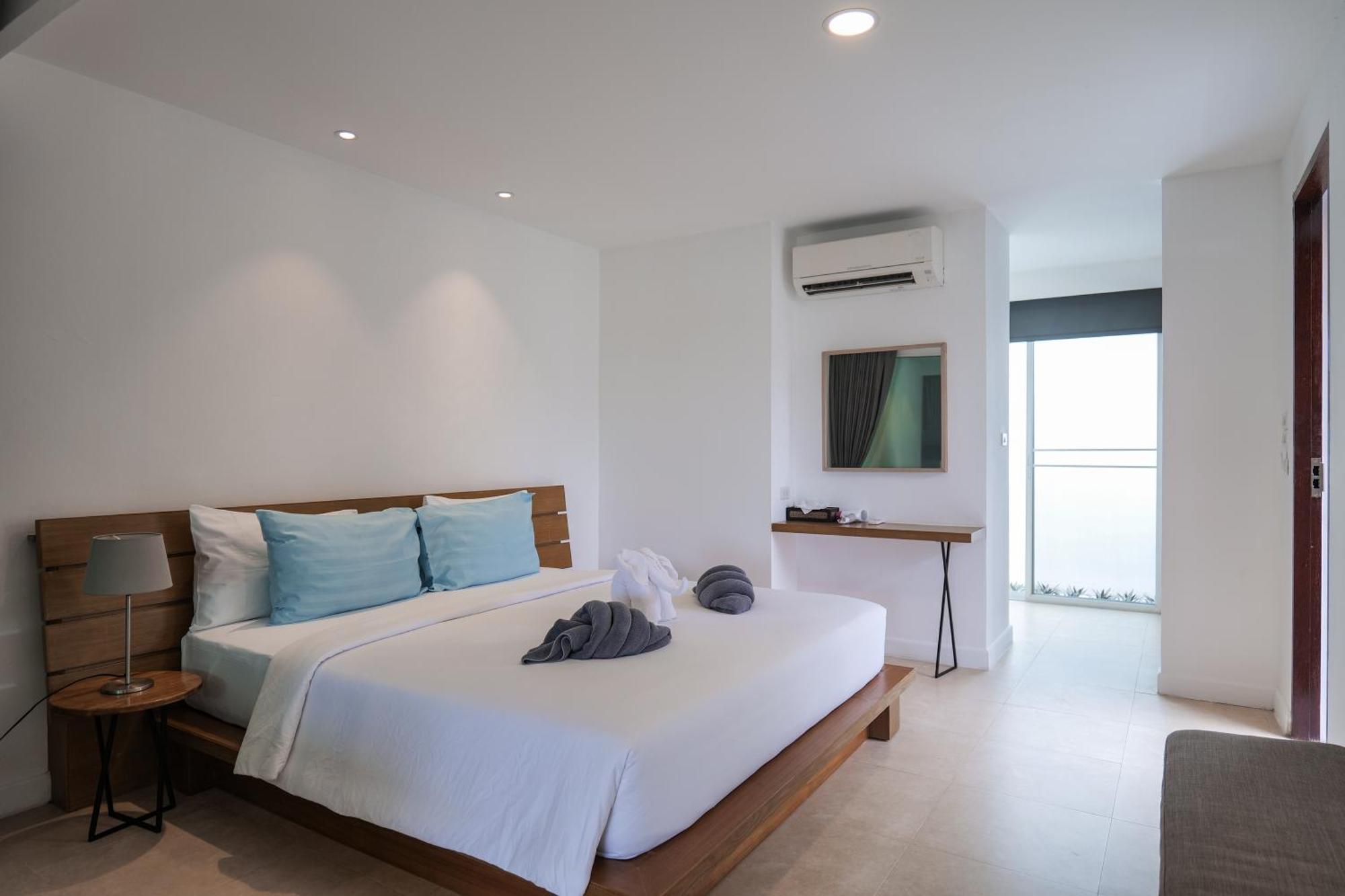 Seanery Beach Resort Bang Saphan Exterior photo